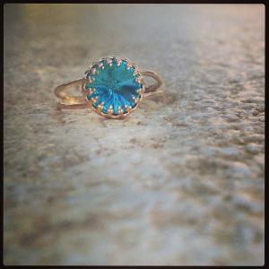 Gold ring, opal ring, light blue, g..