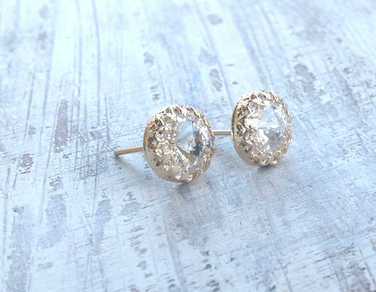 Gold earrings, crystal stud earrings, stud earrings, classic earrings, wedding earrings, Goldfilled earrings - 6100
