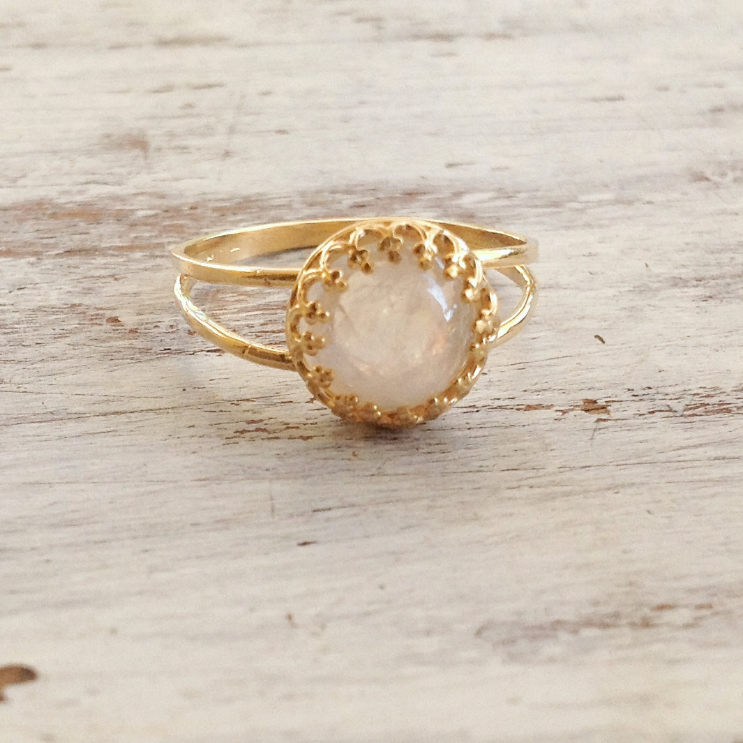 Gold ring, moon stone ring, stacking ring, vintage ring, gemstone ring, moonstone, stacking rings - 9011